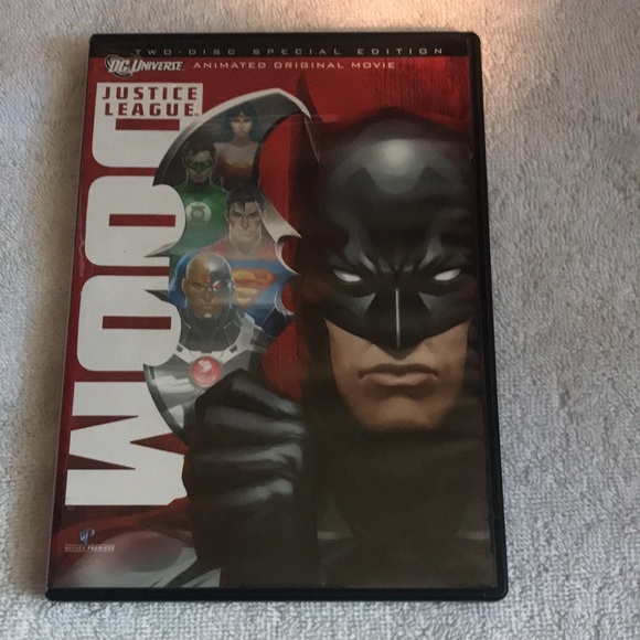 DC Universe animated DVD bundle - Picture 8 of 11